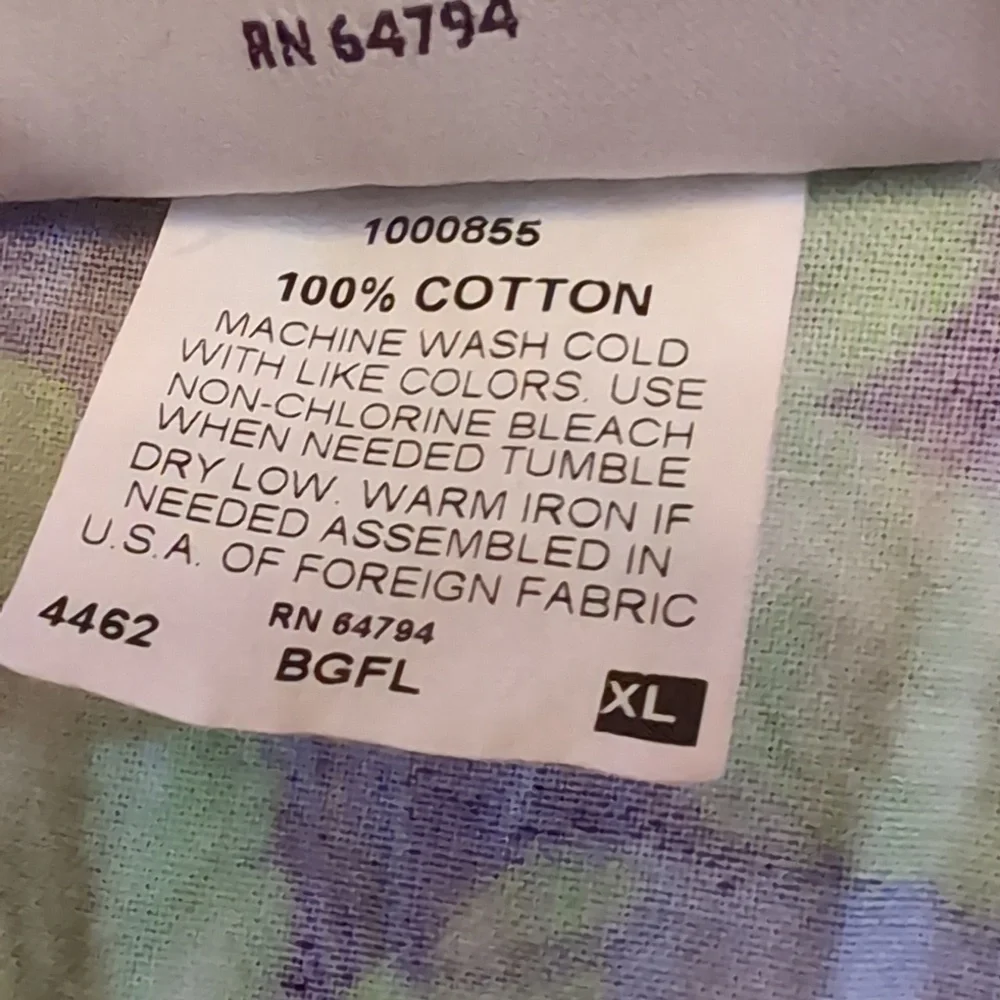 🐞 PEACHES Button Front Nursing Medical Scrub Top.Lady Bug. Bee. Butterfly. - Picture 16 of 16